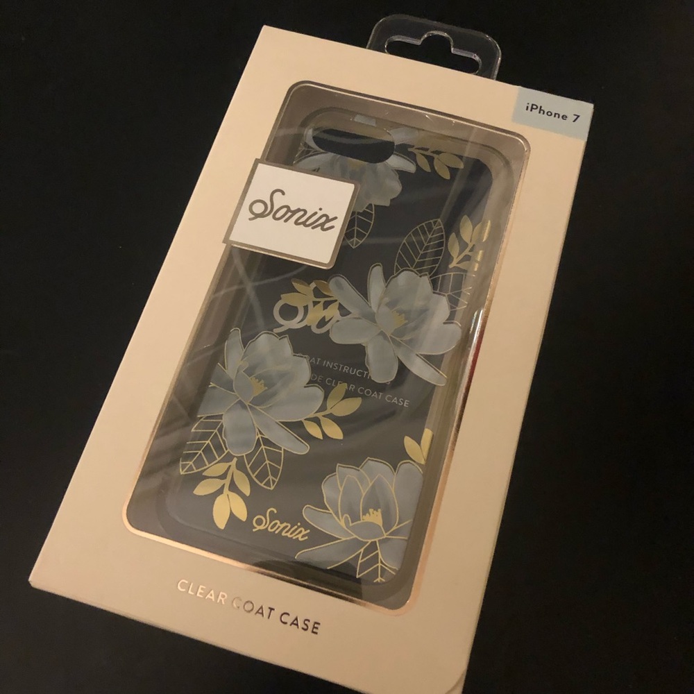 Sonix iPhone 7 Magnolia Case